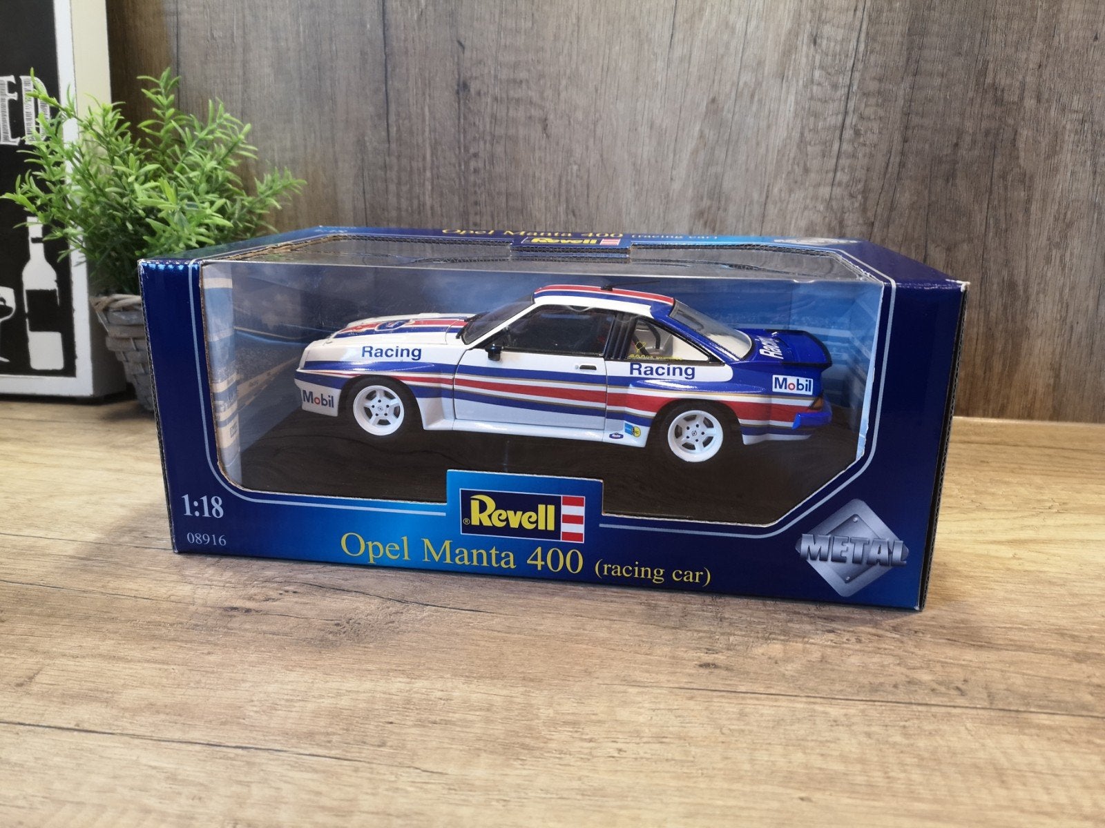 1:18 Revell Opel Manta 400 Rothmans, Hobby en Vrije tijd, Modelauto's | 1:18, Ophalen of Verzenden, Revell