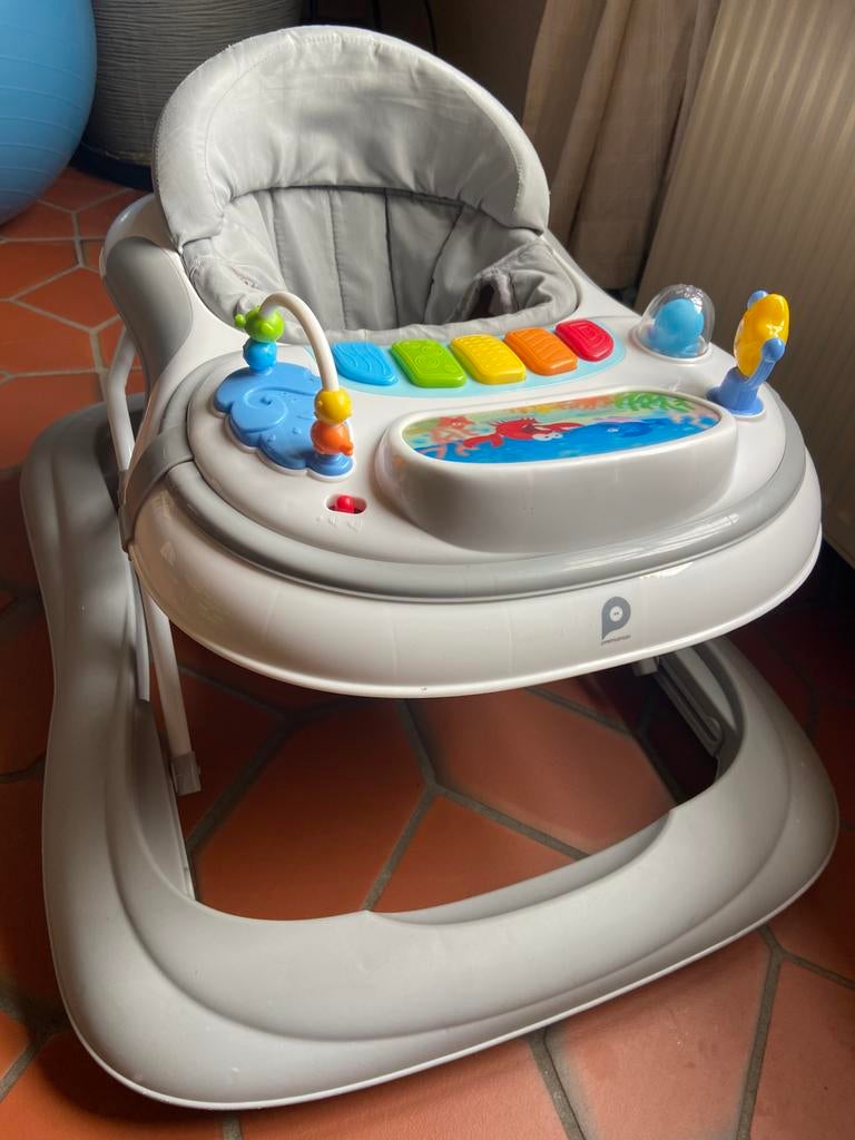 Troteur pour bébés, Enfants & Bébés, Relax bébé, Enlèvement, Comme neuf