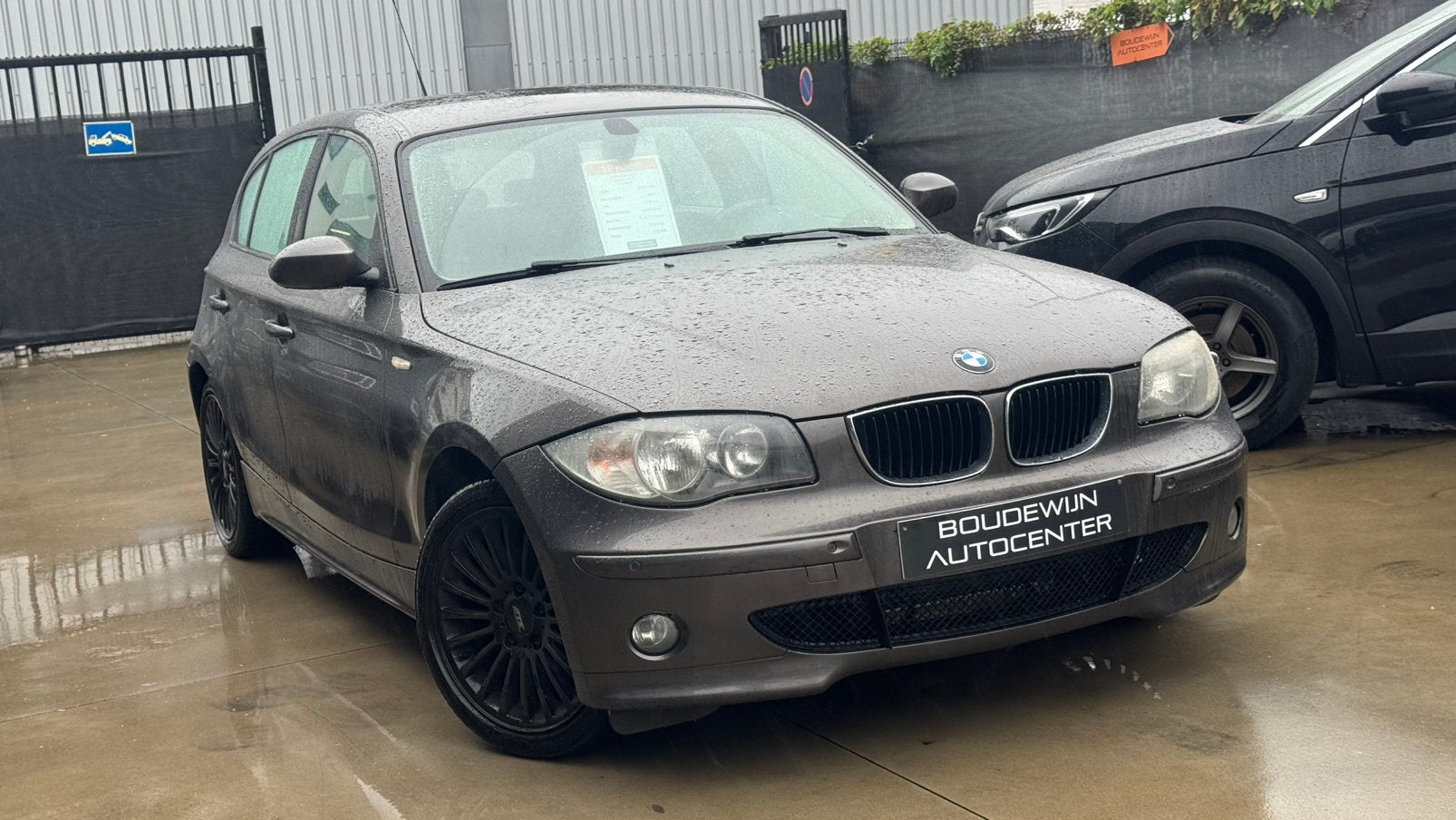 Bmw 1 Serie 120i Benzine Automaat 139.xxxkm Topstaat Gekeurd, Autos, Cuir, Entreprise, Garantie prolongée, Carnet d'entretien