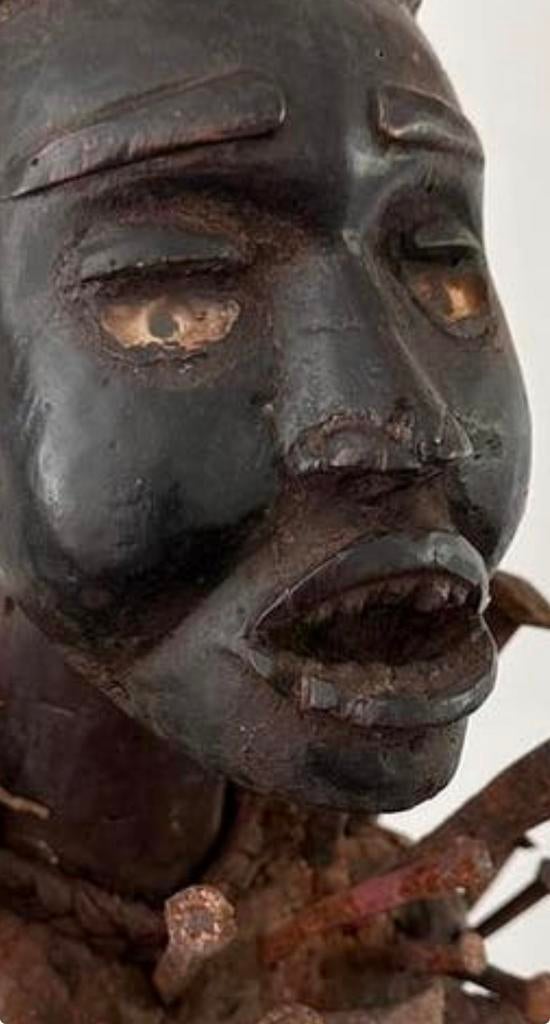 TOP  Bakongo Vili NKISI Nkondi fétiche krachtbeeld Congo, Verzenden