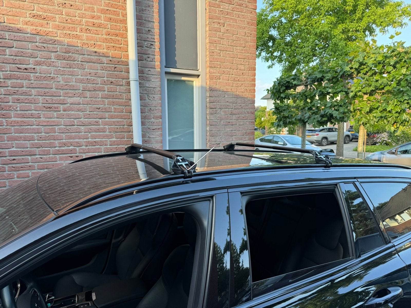 Barres de toit pour rails fermés, Volvo V60 actuelle, Autos : Divers, Porte-bagages, Enlèvement, Comme neuf