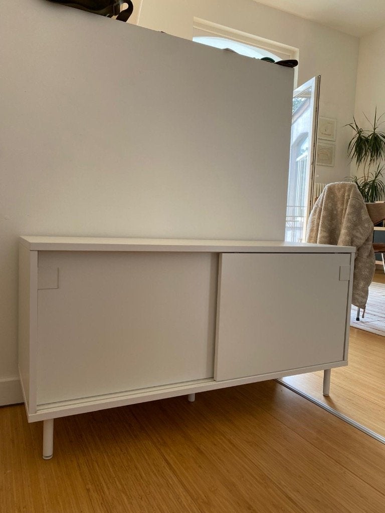 Meuble Bas Ikea Blanc MACKAPÄR, Maison & Meubles, Armoires | Buffets, Comme neuf, Moins de 100 cm, 50 à 100 cm, 25 à 50 cm, Avec porte(s)