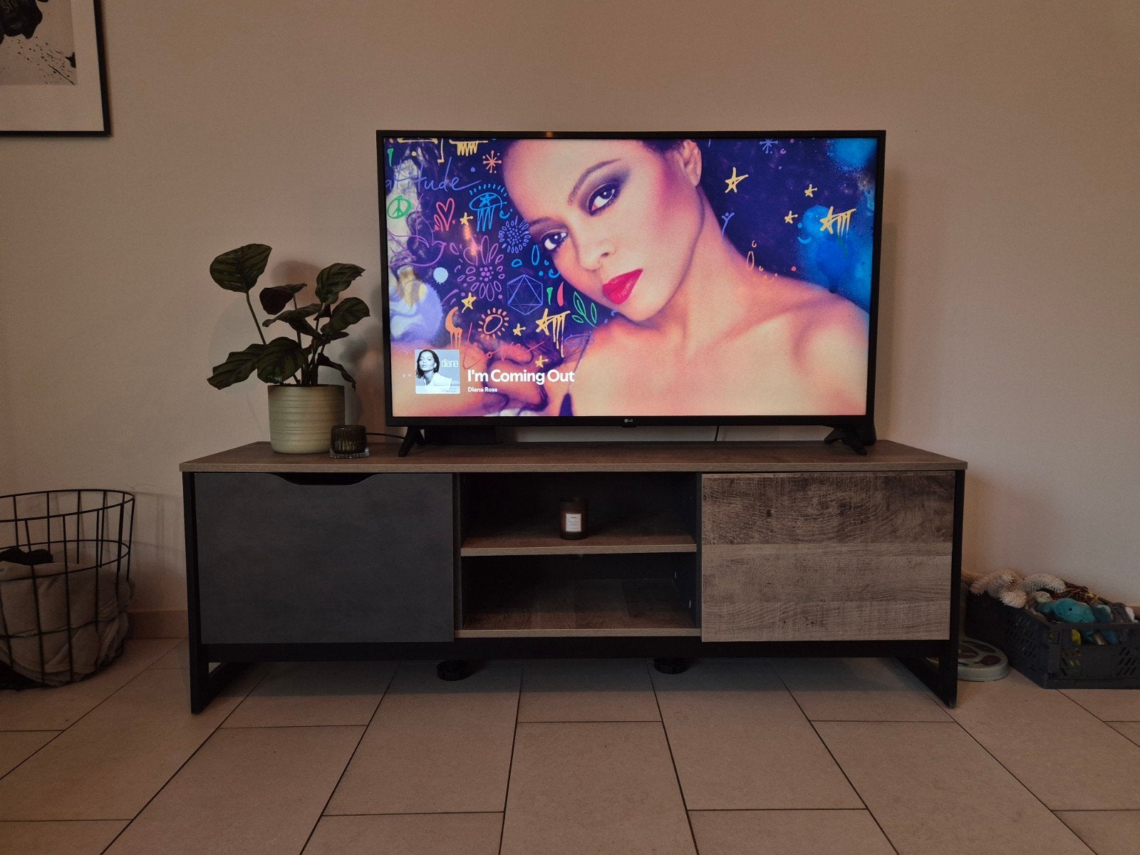 Tv-meubel en livingkast, Ophalen
