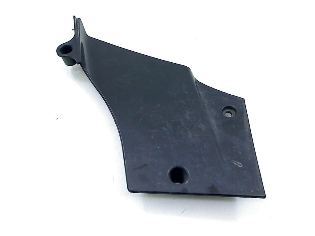 CARENAGE PANNEAU INTERNE TL 1000 R 1998-2003 (TL1000R), Dhr. S. di Majo, Utilisé, Info@cama-motorparts.nl, P.J. Troelstraweg 8 8
3144 CX  MAASSLUIS, NL