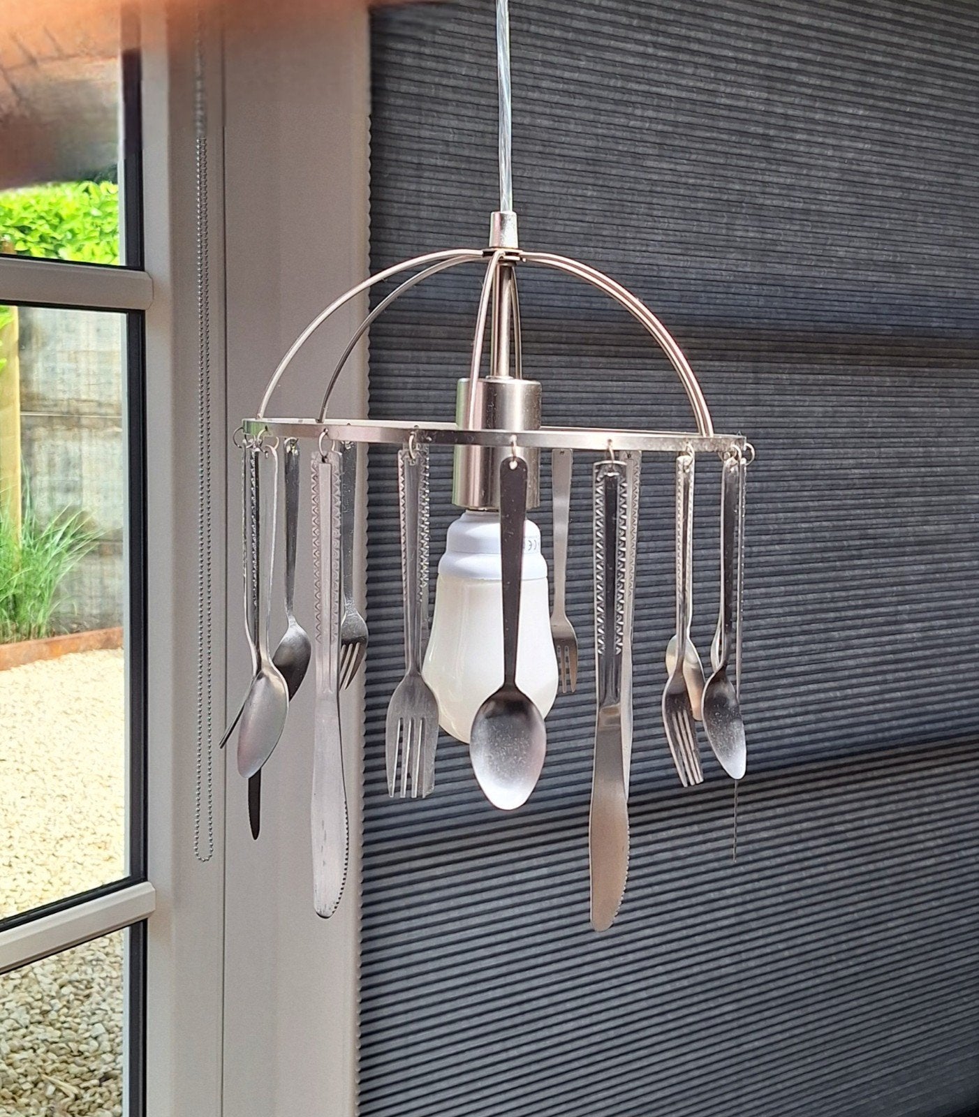 Lustre déco, Enlèvement