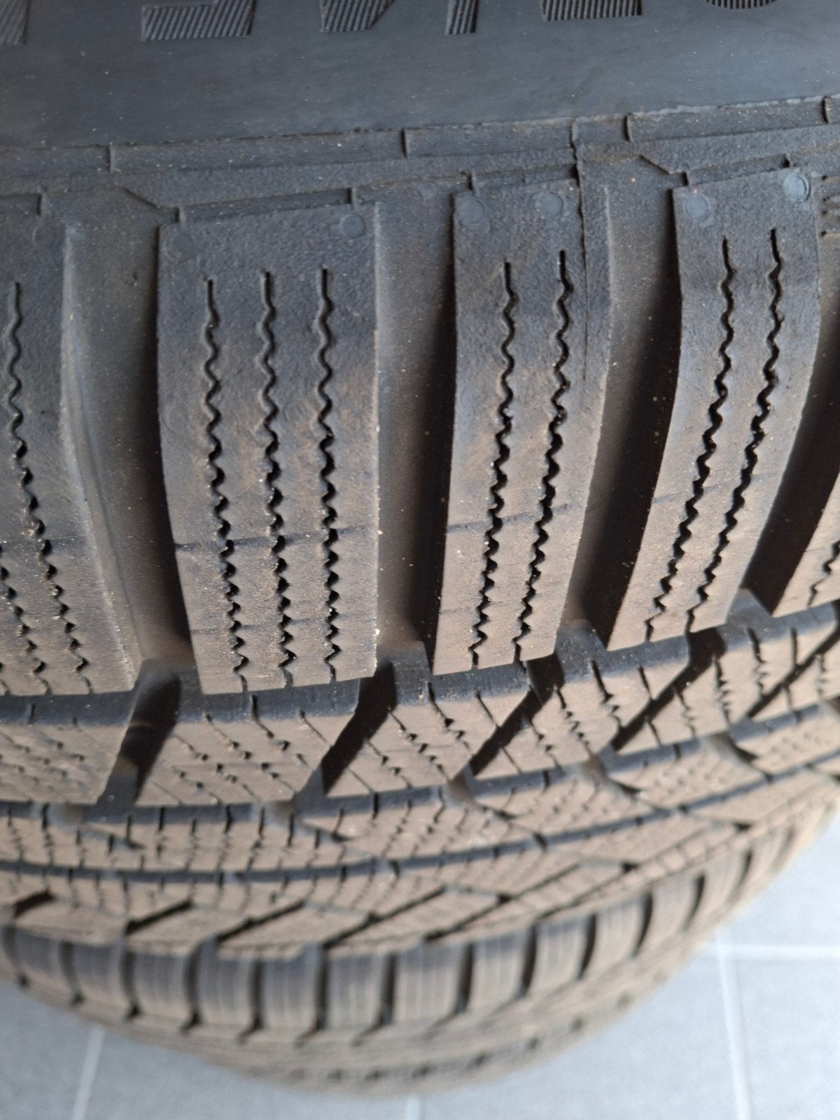 Jantes Audi Q8/Q7 avec pneus d'hiver, à vendre comme neuves, Neuf, Pneus hiver, 285 mm, Véhicule de tourisme