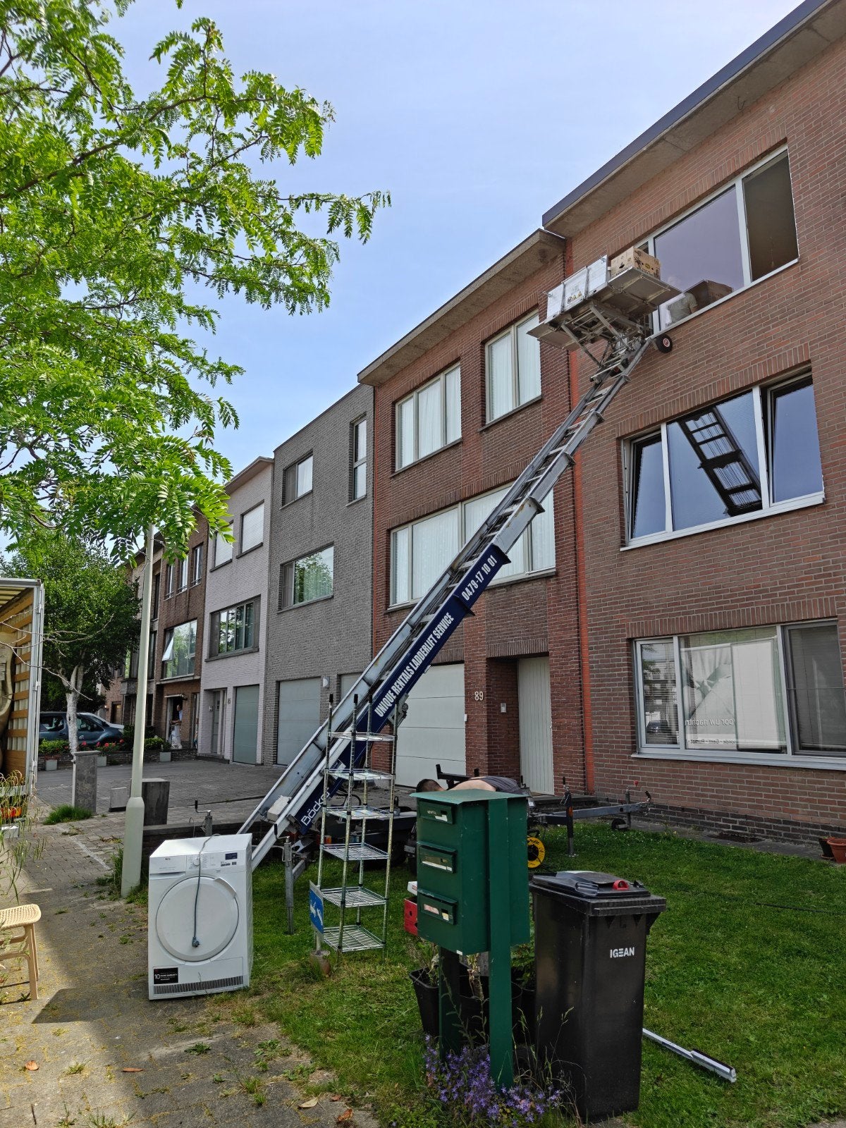 Ladderlift + Verhuizer huren 24/7 Antwerpen 0479171001, Immo, Op zoek naar een appartement