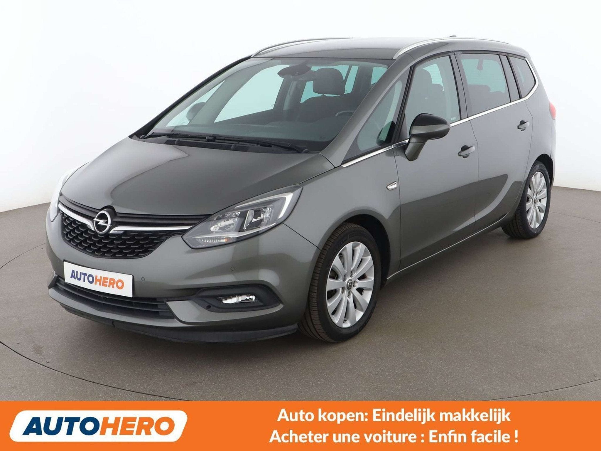 Opel Zafira Tourer 1.4 Turbo Business Innovation (bj 2017), Auto's, Voorwielaandrijving, Stof, Gebruikt, Zwart