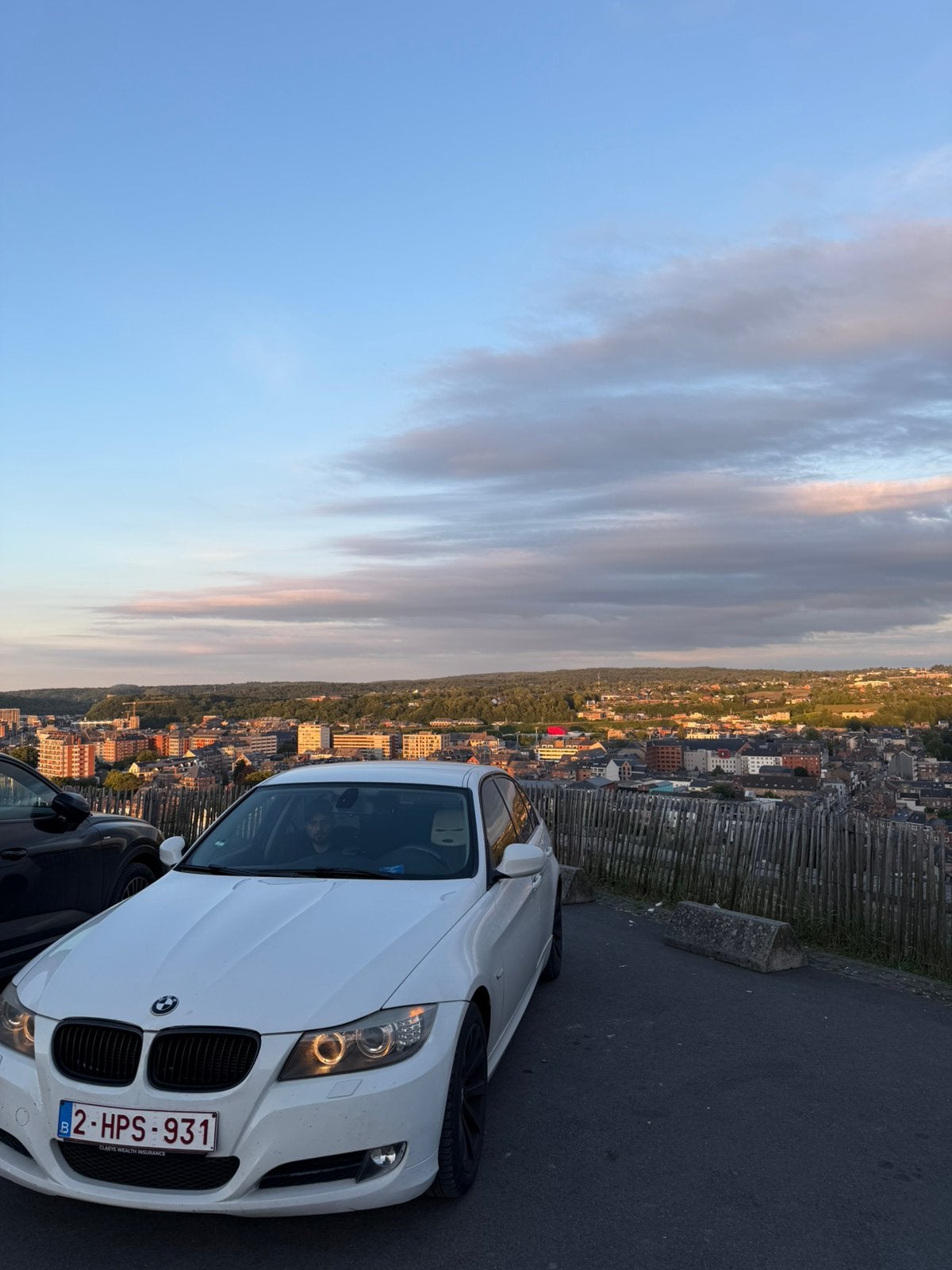 BMW 318i, Autos, BMW, Particulier, Série 3, Régulateur de distance, Airbags, Air conditionné, Climatisation automatique, Phares Bi-Xénon