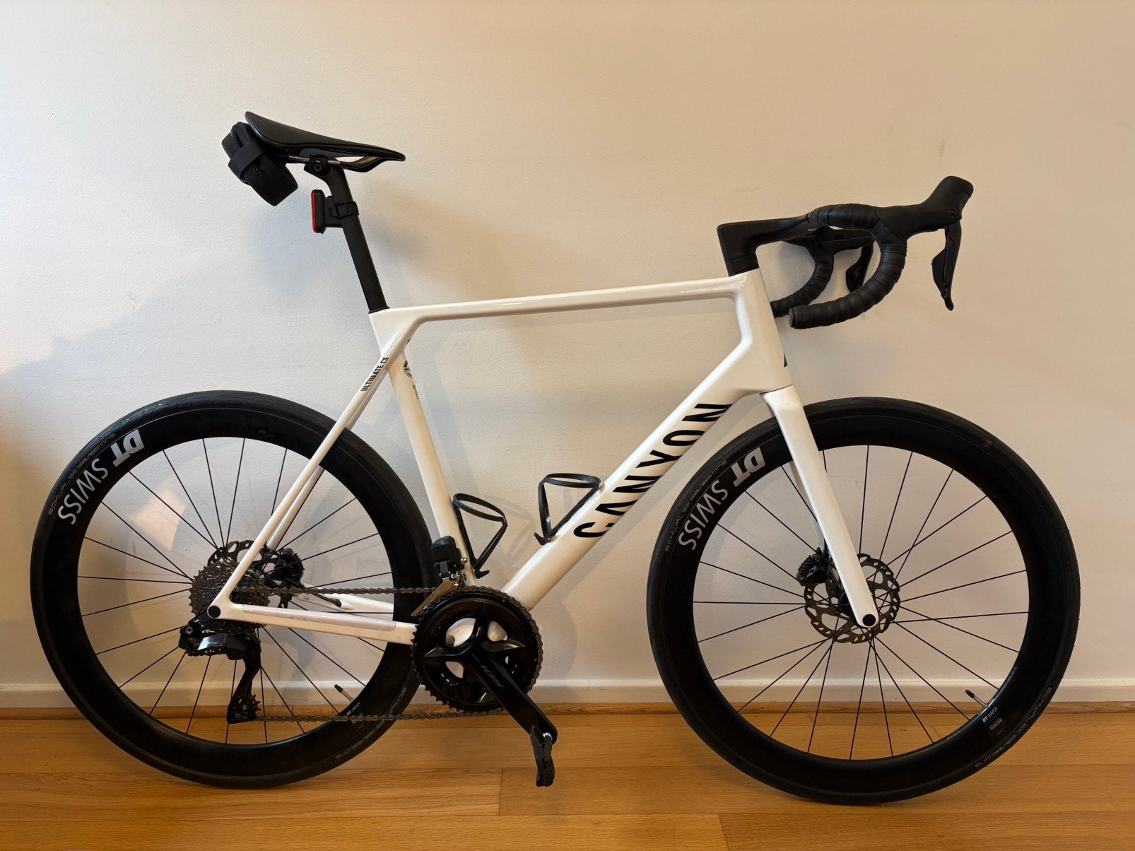 Ultimate CF7 di2 aero 2025, Vélos & Vélomoteurs, Vélos | Vélos de course, Autres marques, 57 à 61 cm, Comme neuf, Enlèvement
