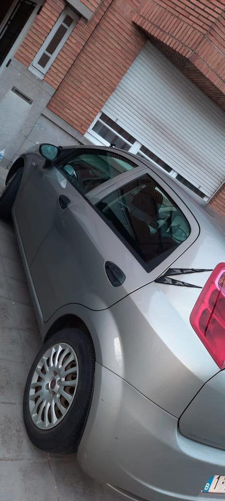 Essance fiat punto 2009 a bruxelles, Auto's, Bedrijf, Te koop