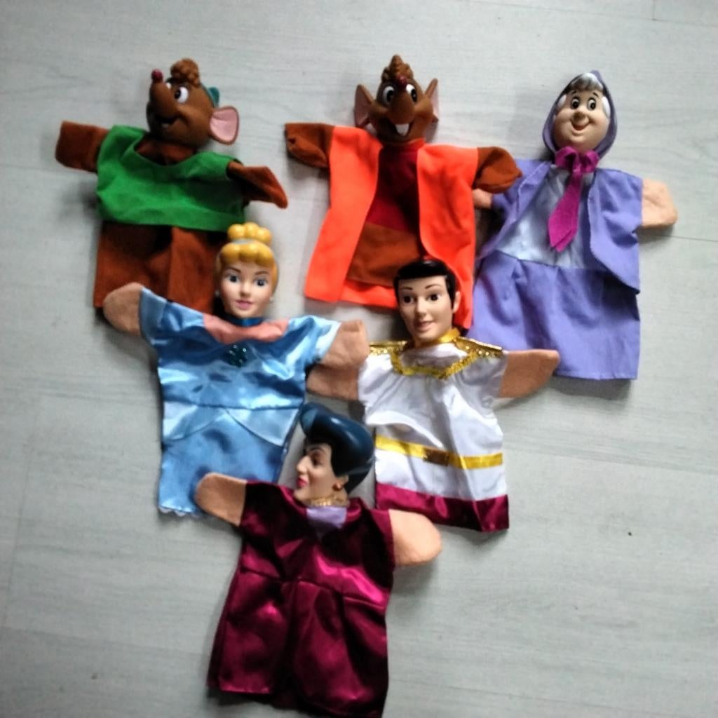 Poppenkastpoppen Disney handpoppen assepoester (g), Verzamelen, Ophalen of Verzenden
