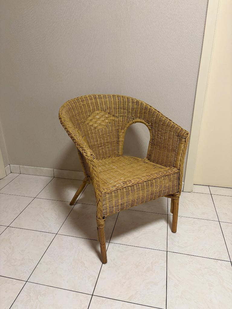 Rieten stoel, Ophalen, Gebruikt, Riet of Rotan, Eén