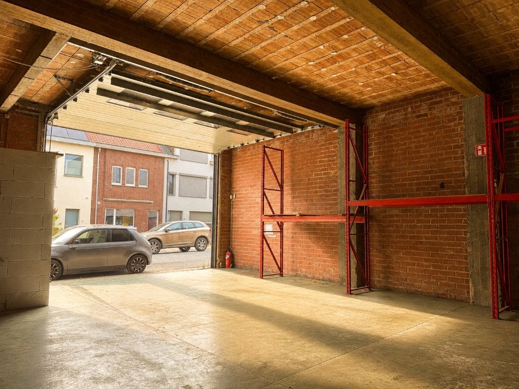 Magazijn met woning, Immo, Huizen te huur, 220 m², Gent, Direct bij eigenaar, 2 kamers