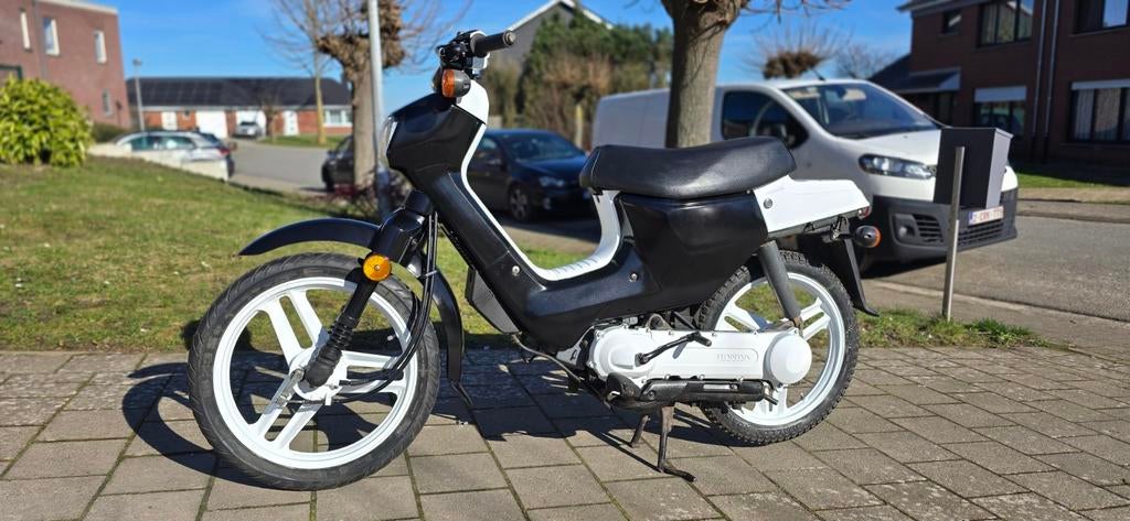Honda wallaroo 50cc deluxe in zeer goede staat, Ophalen