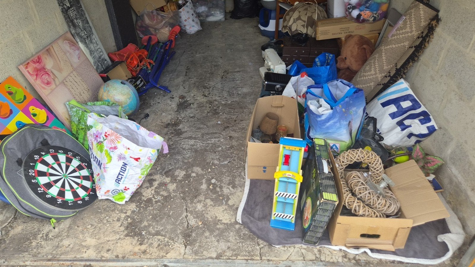 immense lot brocante, Enlèvement