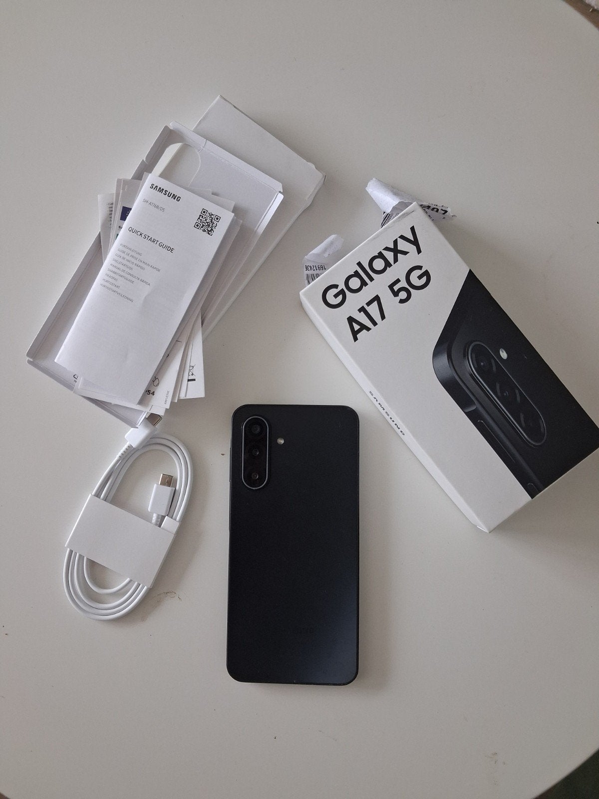 TWEE DAGEN GEBRUIKT! Samsung Galaxy A17 5G, Télécoms, Téléphonie mobile | Samsung, Autres modèles, 10 mégapixels ou plus, Enlèvement