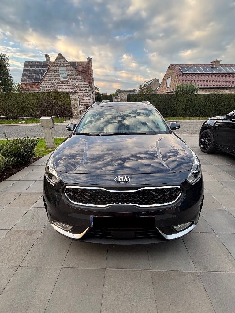 Kia Niro 1600 hybride full option, Autos, Cuir, Euro 6, Carnet d'entretien, Noir