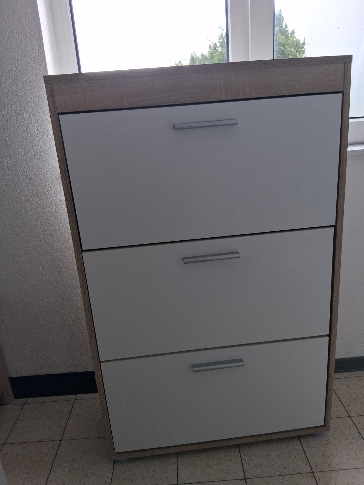 schoenenkast, Ophalen