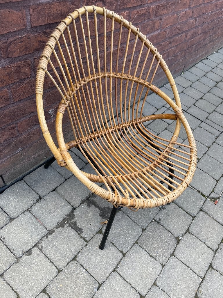 Chaise osier rotin à donner, Enlèvement