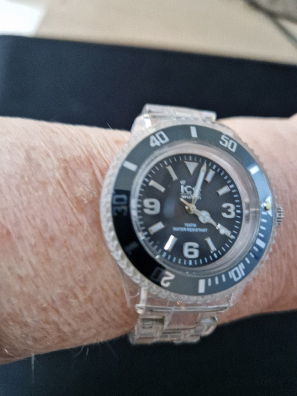 Montre ice watch  très bon état, Enlèvement