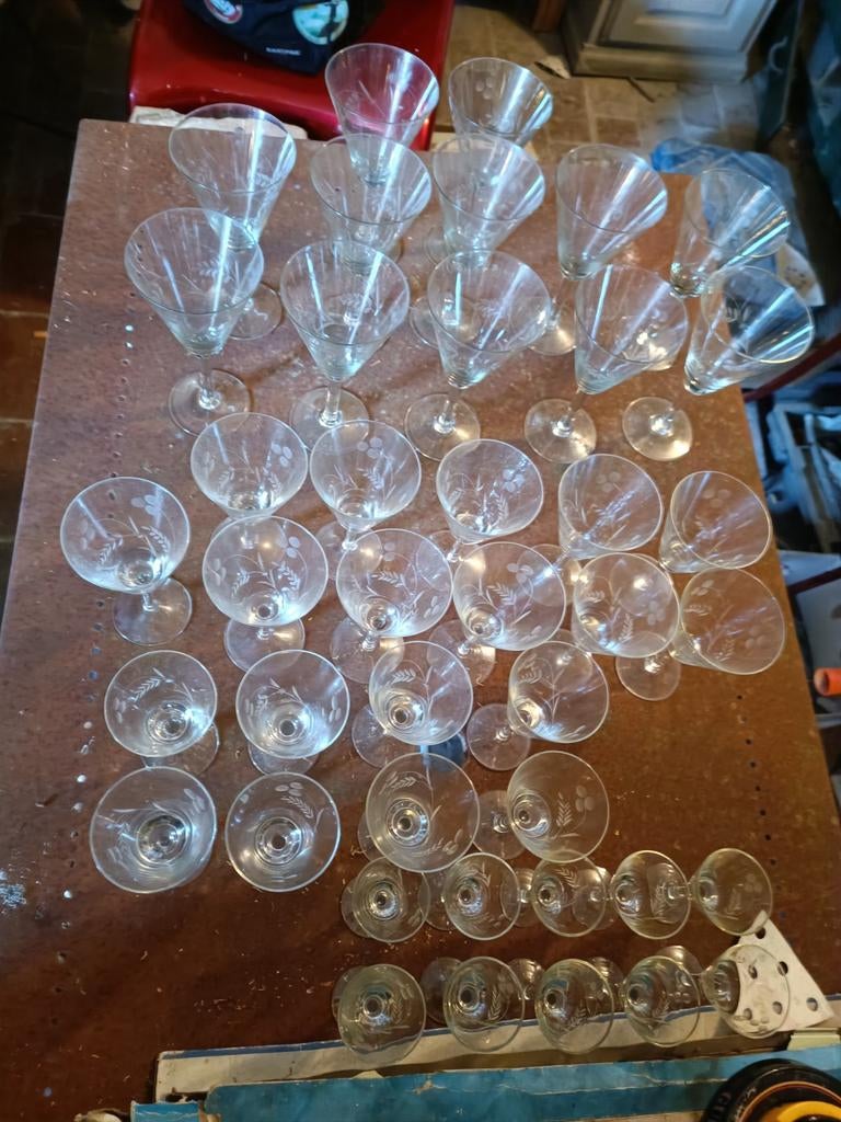 Verres en cristal Val St Lambert, Collections, Enlèvement