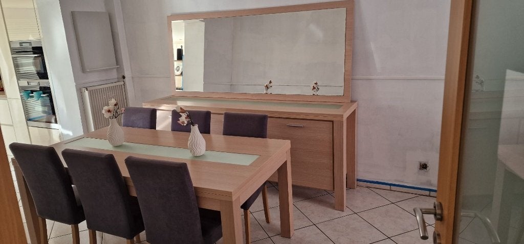 Ensemble salle à manger complet en très bon état, Maison & Meubles, Enlèvement, Comme neuf, 4 à 6 chaises
