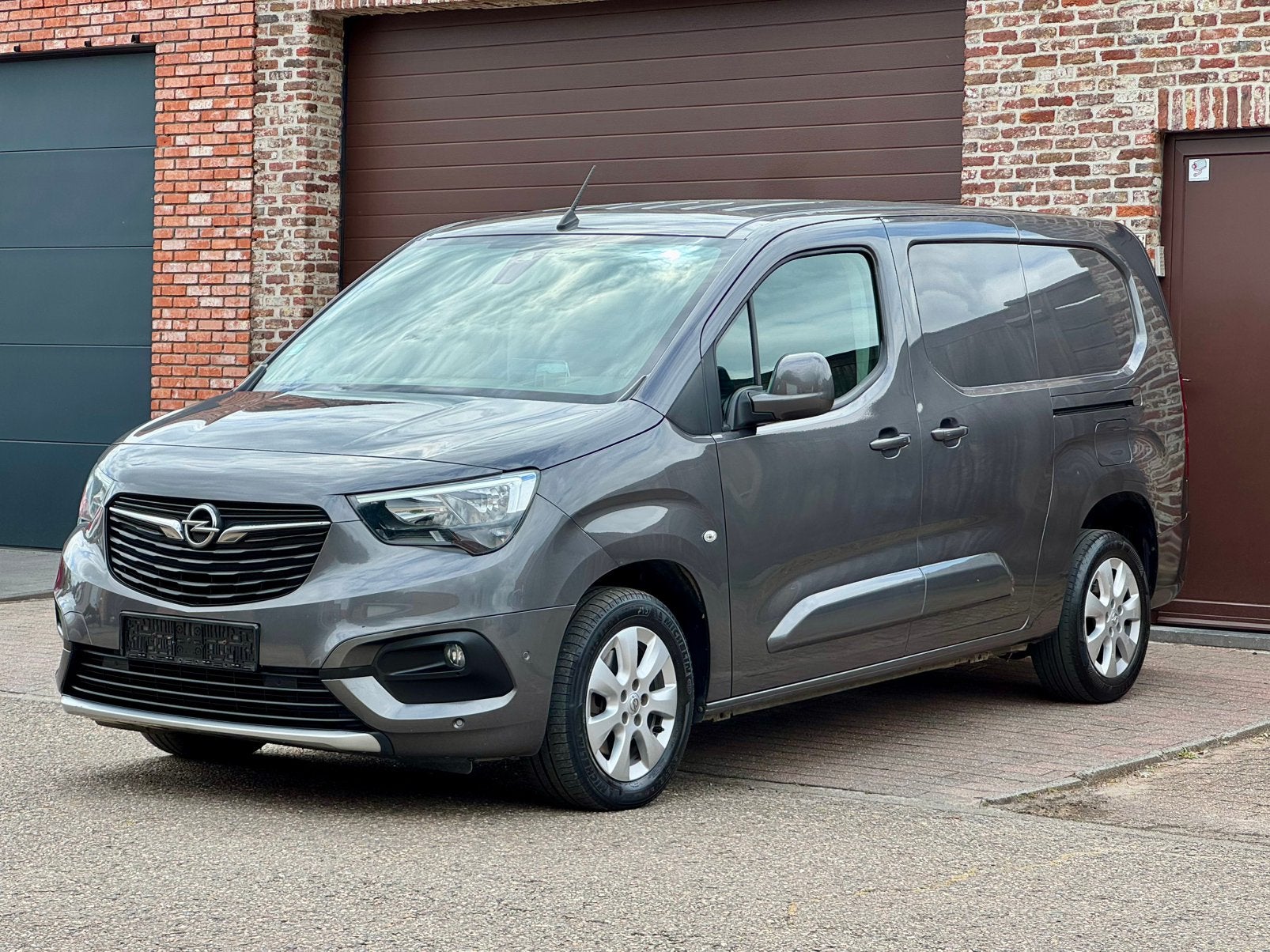 Opel Combo 1.5 HDi L2 Automaat – 2020 – 1ste Eigenaar, Auto's, Automaat, Euro 6, Particulier, Achteruitrijcamera