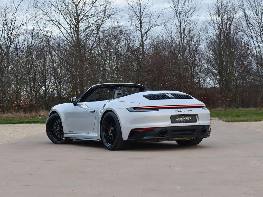 Porsche 992 911 Carrera GTS Cabrio / Ice Grey / SportDesign, Automaat, 4 zetels, Gebruikt, Cabriolet
