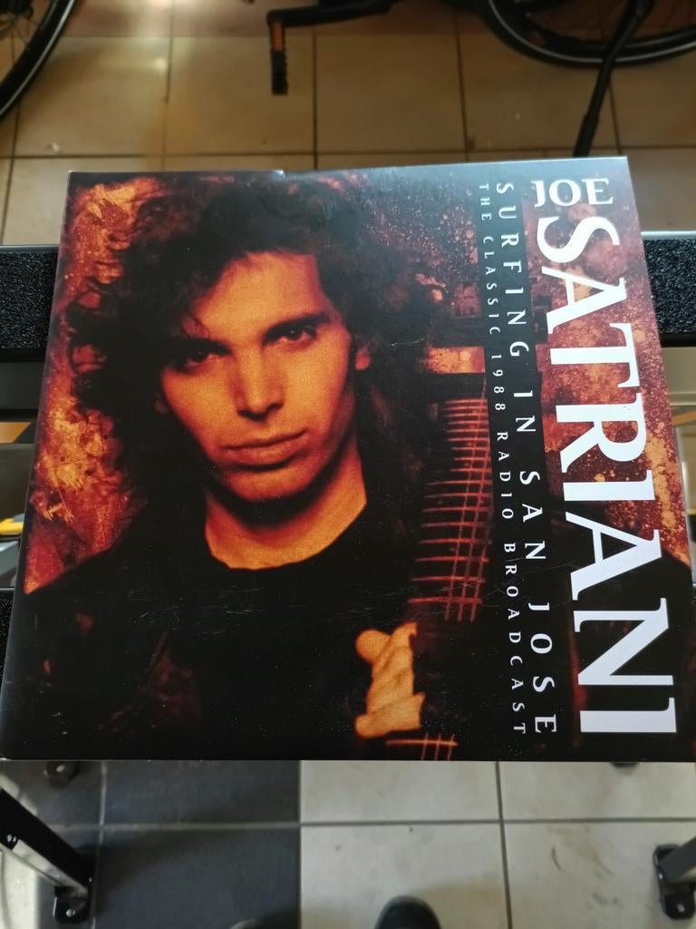 Joe Satriani, Ophalen