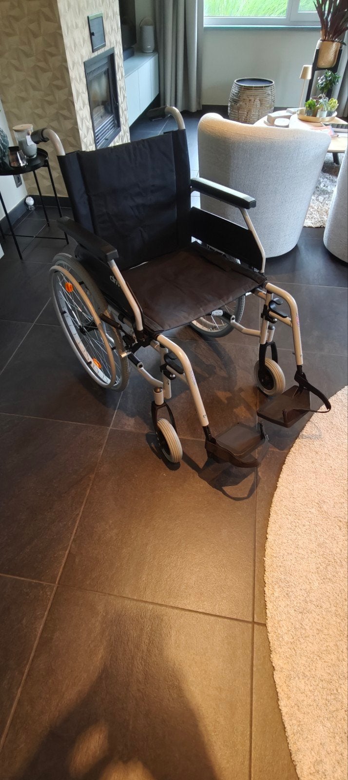 inklapbare rolstoel, Ophalen, Inklapbaar, Zo goed als nieuw, Handbewogen rolstoel