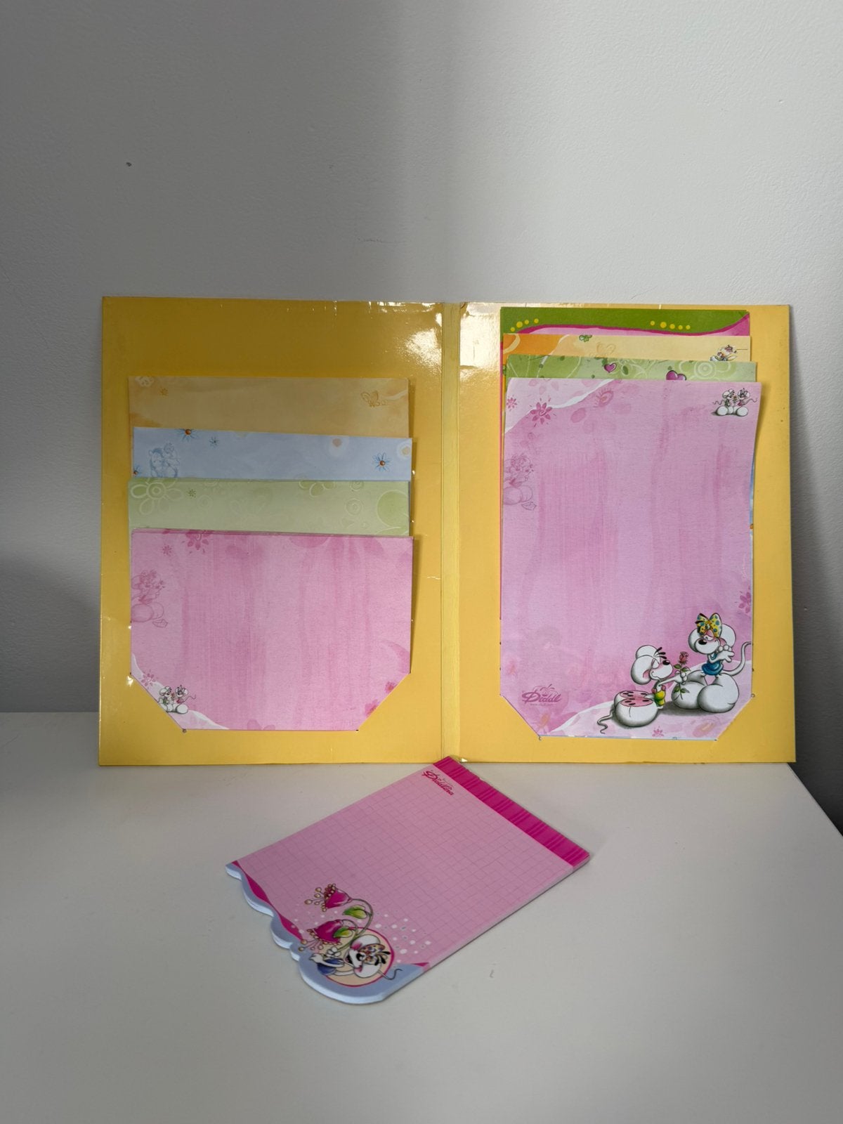 Dossier, enveloppes et feuilles Diddl, Collections, Enlèvement ou Envoi, Diddl, Neuf, Papier, Carte ou Papeterie