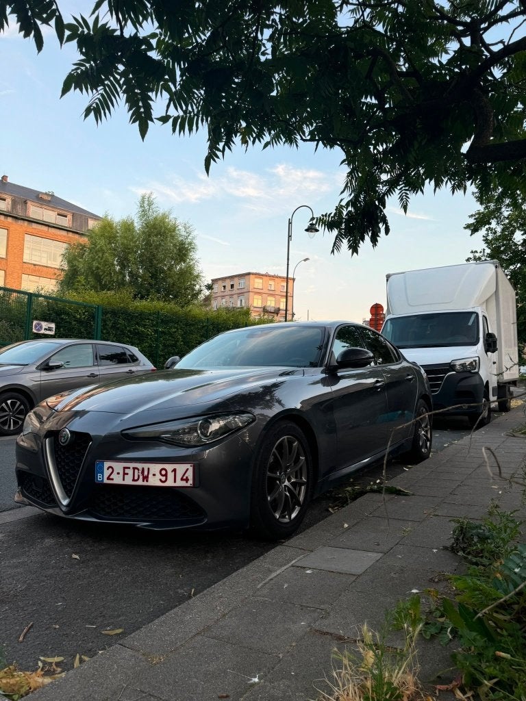 Alfa Giulia 2.2 JTdm 2016, Autos, 100 kW, Argent ou Gris, Achat, Euro 6