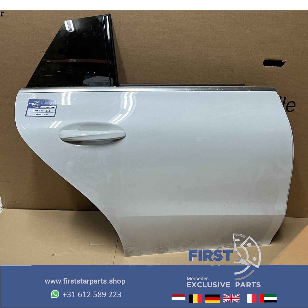 W118 C118 X118 CLA DEUR PORTIER WIT COMPLEET RECHTSACHTER Me, Auto-onderdelen, Gebruikt, -, Deur, Achter