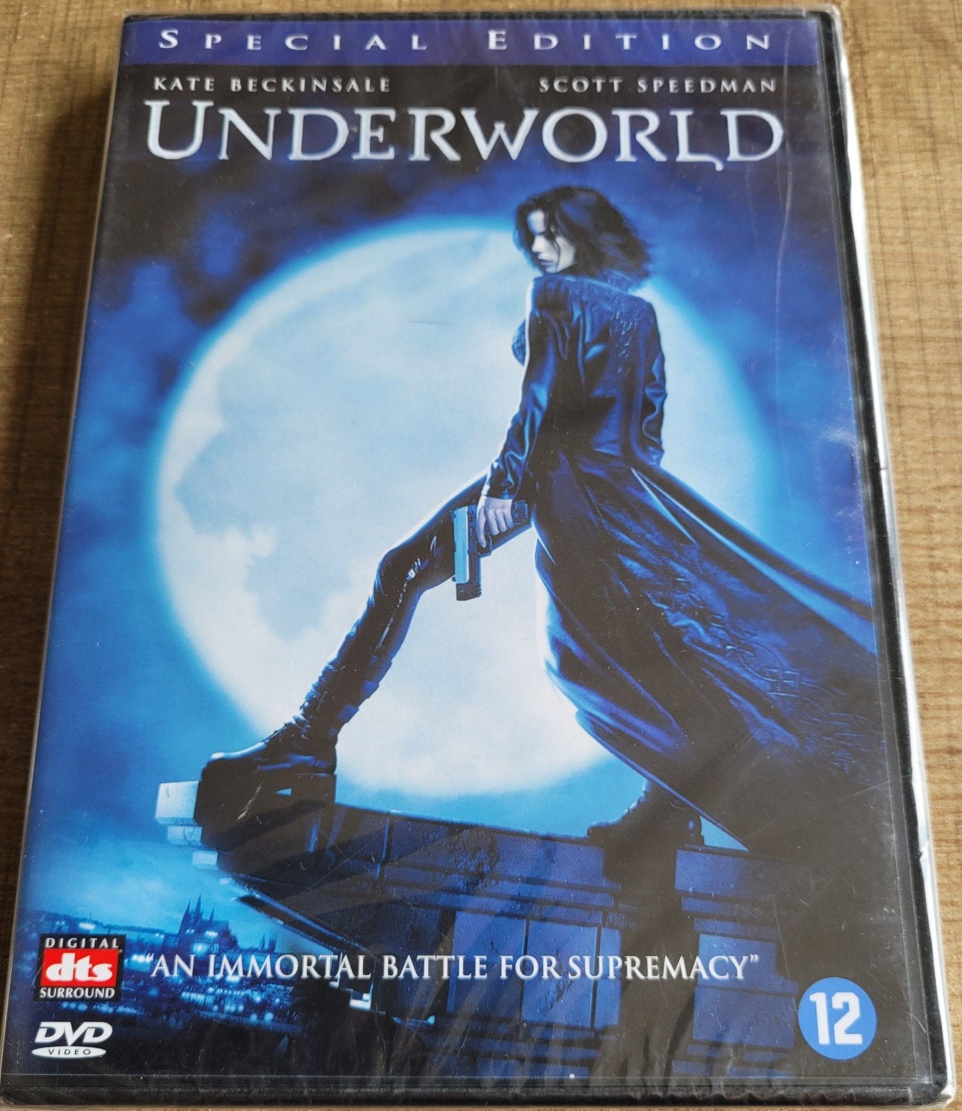 Underworld (nieuw!), CD & DVD, DVD | Horreur, Enlèvement ou Envoi, Anglais, Vampires ou Zombies, Néerlandais