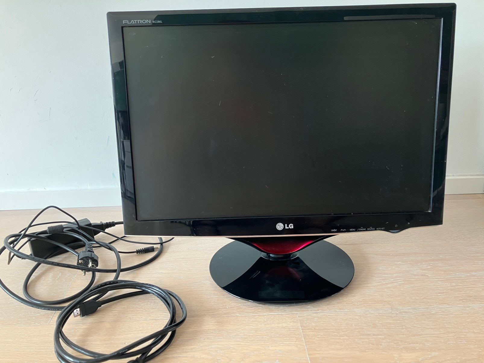 22'' LG Widescreen LED Monitor, Computers en Software, Monitoren, Ophalen, Gebruikt, LED