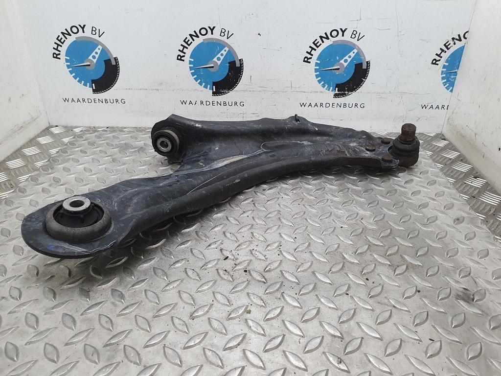RENAULT KANGOO DRAAGARM ONDER RV 2011, Ophalen of Verzenden, Gebruikt, Stiba lid