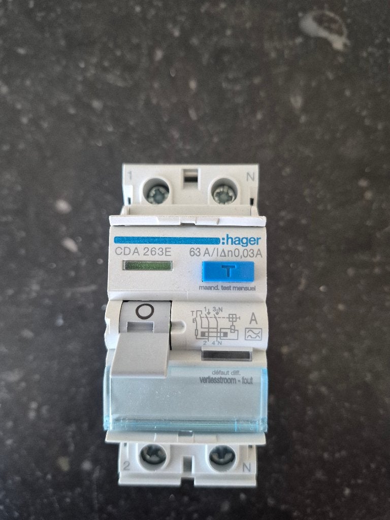 Hager CDA263E 63A, Doe-het-zelf en Bouw, Elektriciteit en Kabels, Ophalen of Verzenden, Zo goed als nieuw, Hager, Installatieautomaat