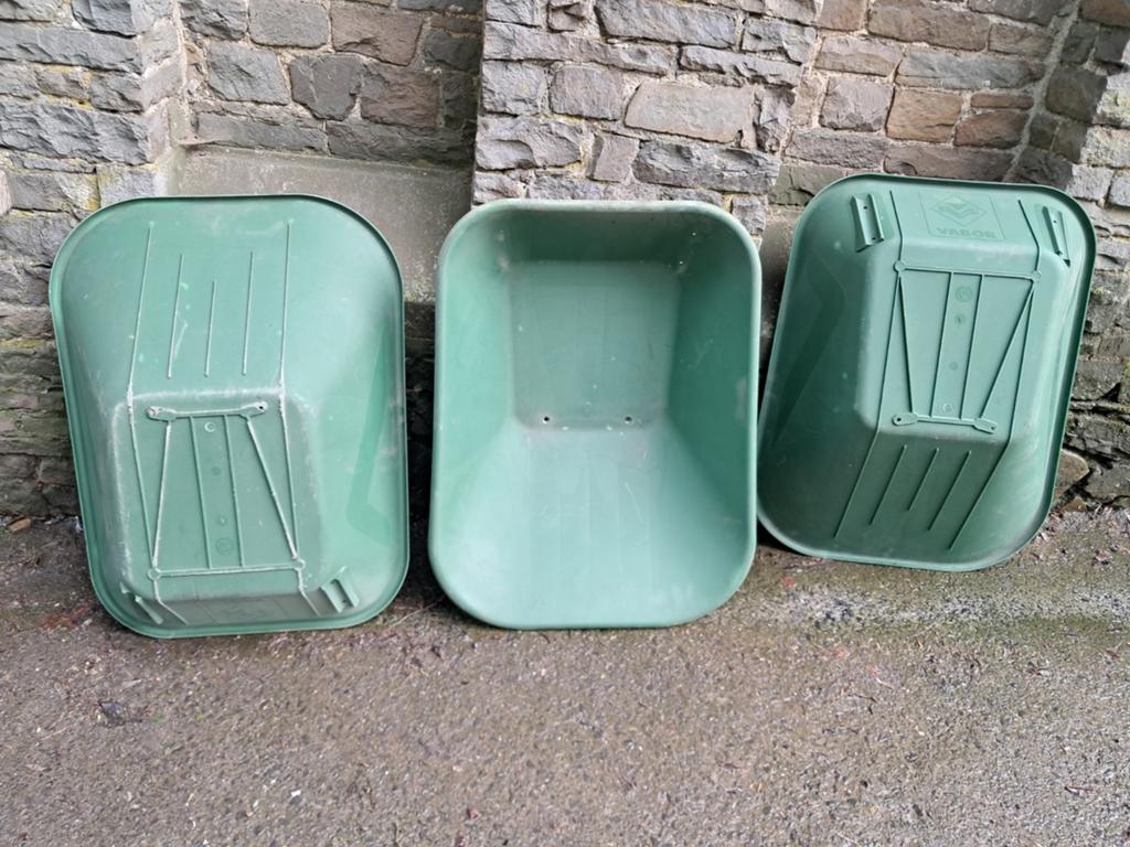 3 Fonds de brouettes neufs 88cm sur 63cm, Enlèvement
