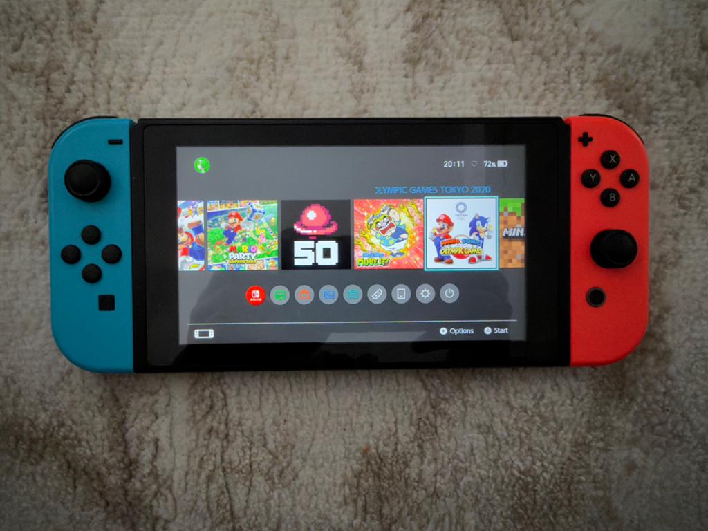 Nintendo Switch V1 Unpatched en très bon état, Enlèvement, Comme neuf