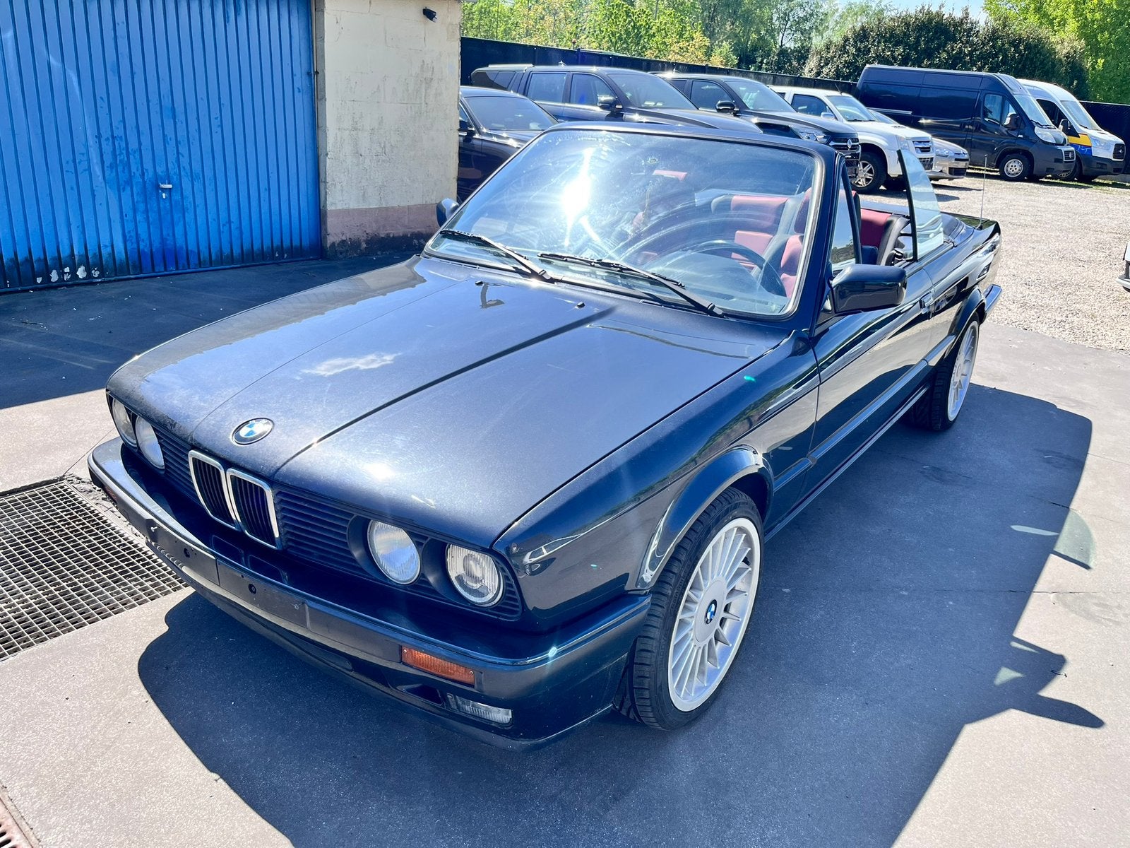 Bmw 318i Cabrio E30 Oldtimer Top Staat!, Autos, BMW, Cuir, Achat, Cabriolet, Boîte manuelle