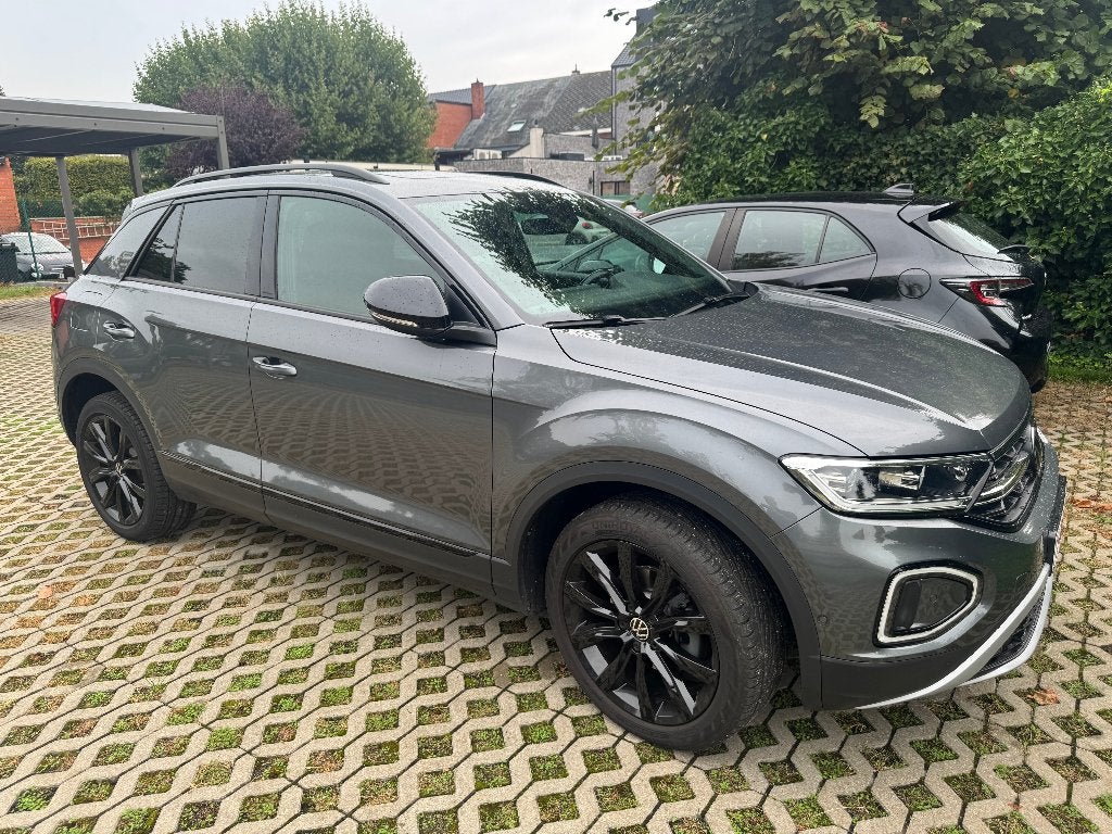 Volkswagen T-Roc 1.5 TSI DSG, Autos, Volkswagen, Argent ou Gris, Achat, Entretenue par le concessionnaire, 5 portes
