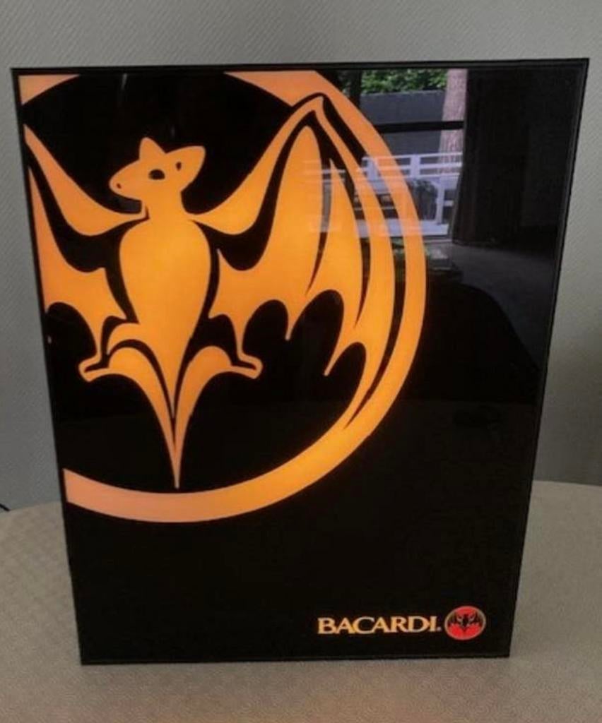 Bacardi verlicht bord, Verzamelen, Ophalen, Zo goed als nieuw