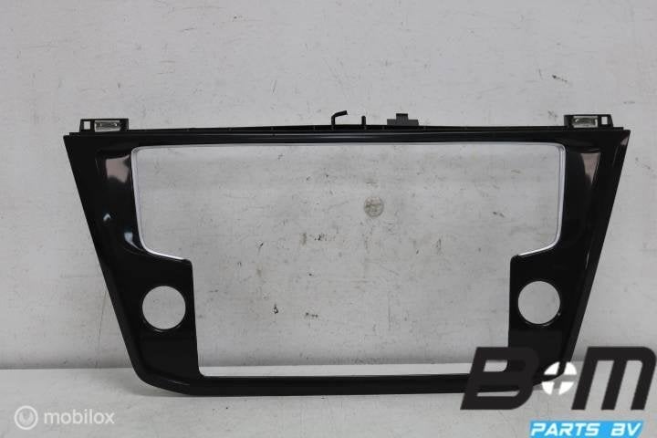 Radio unit afdekking VW Tiguan 5NA 5NA858069C, Utilisé