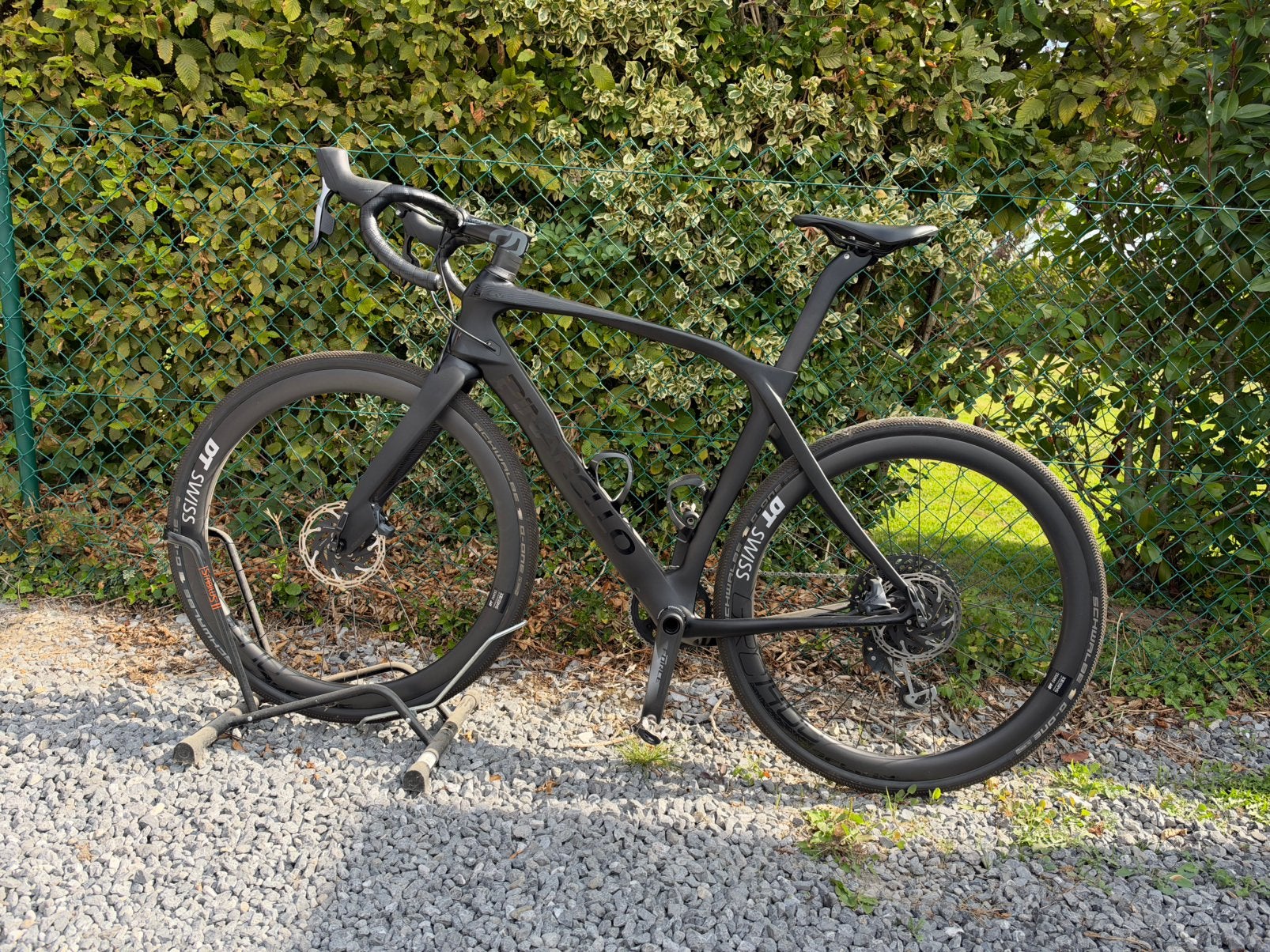 PINARELLO GREVIL CARBONE — TAILLE L — SRAM AXS, Vélos & Vélomoteurs, Enlèvement, Comme neuf