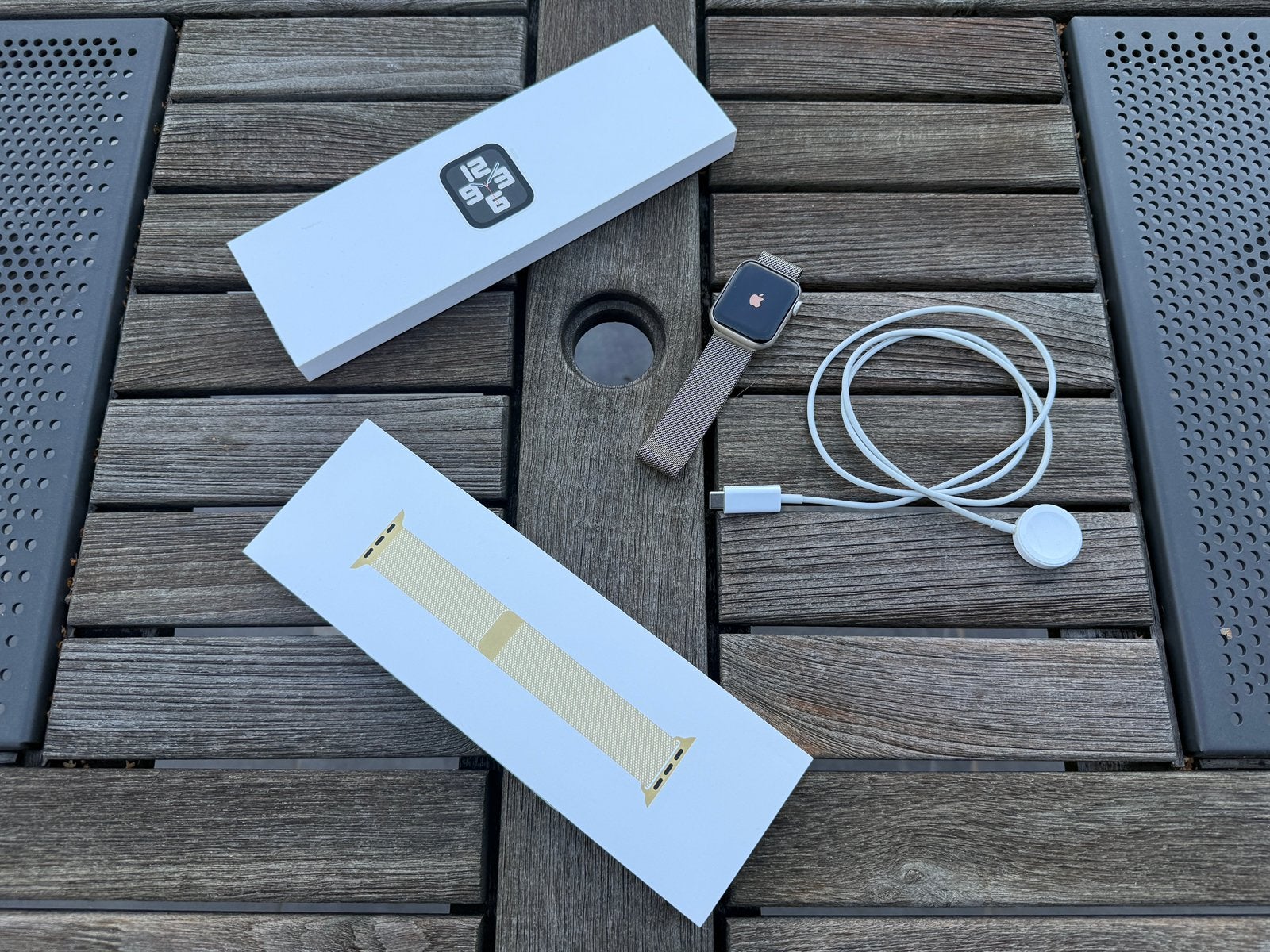 Apple Watch SE2 40 MM met Apple Milanese Loop Gold Bandje, Enlèvement ou Envoi, Comme neuf, IOS