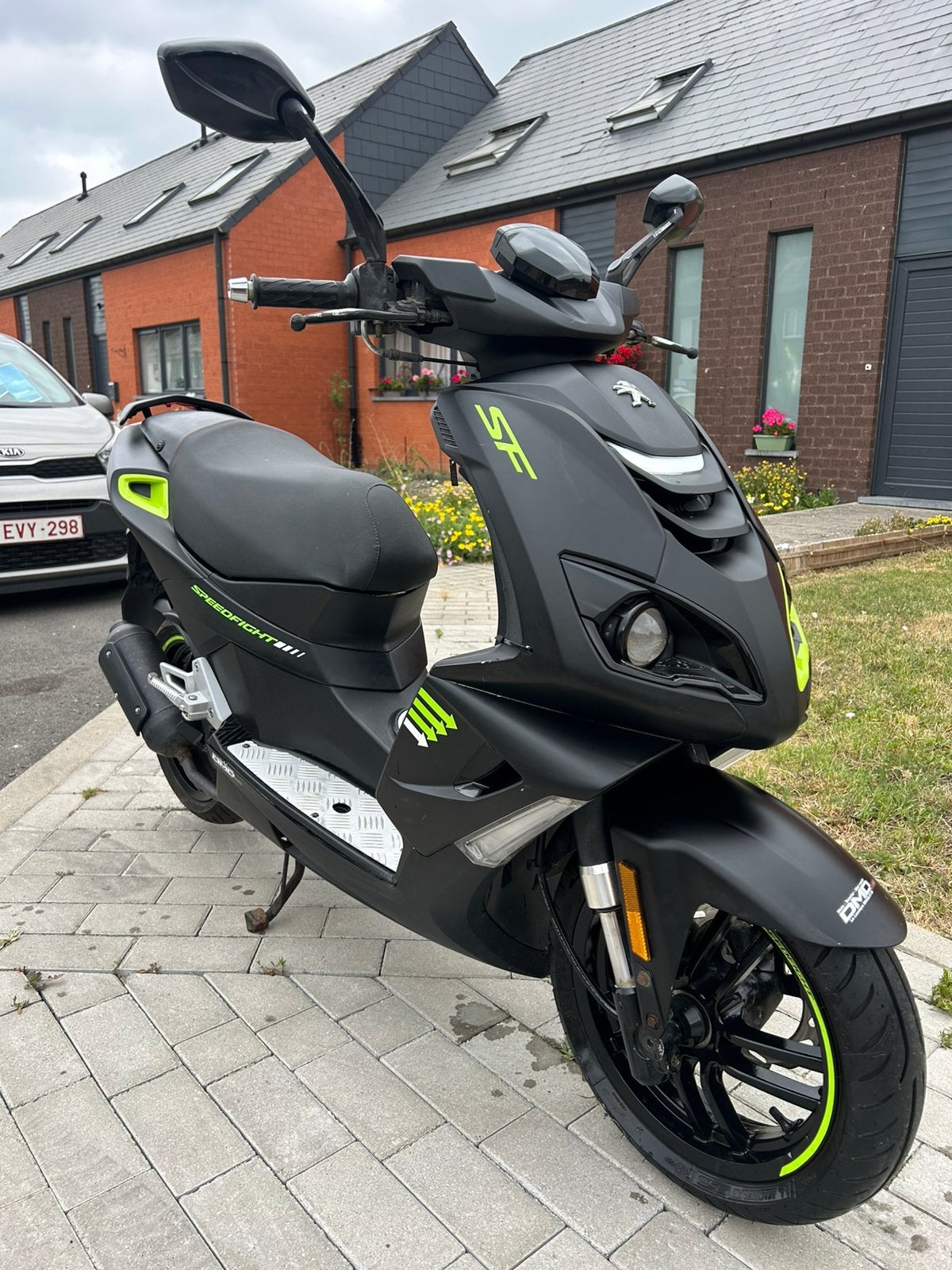 Scooter Peugeot speedfight 4 classe A livraison possible, Fietsen en Brommers, Scooters | Kymco, Zo goed als nieuw, Ophalen