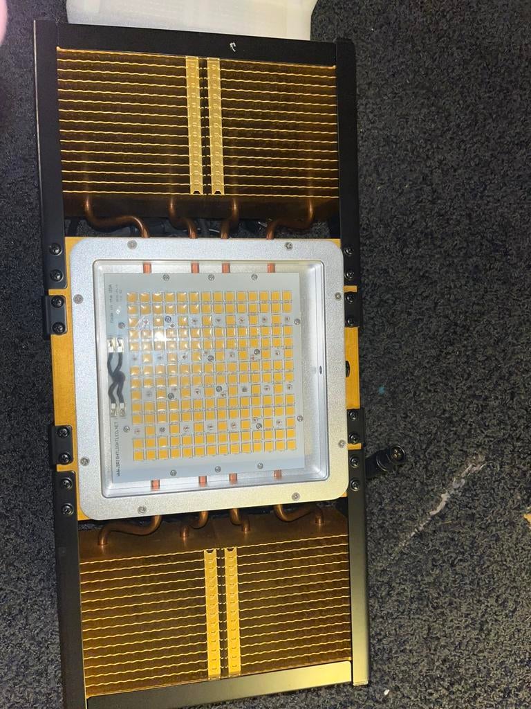 Spectrum King SK600 LED kweeklamp, Tuin en Terras, Kweekspullen, Zo goed als nieuw, Kweeklamp, Ophalen