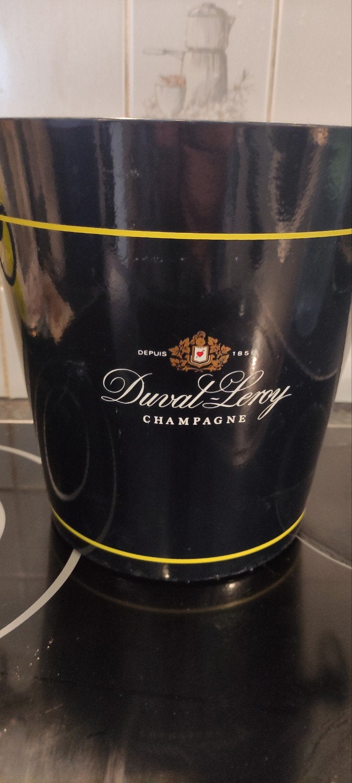 Champagne Duval Leroy, Ophalen