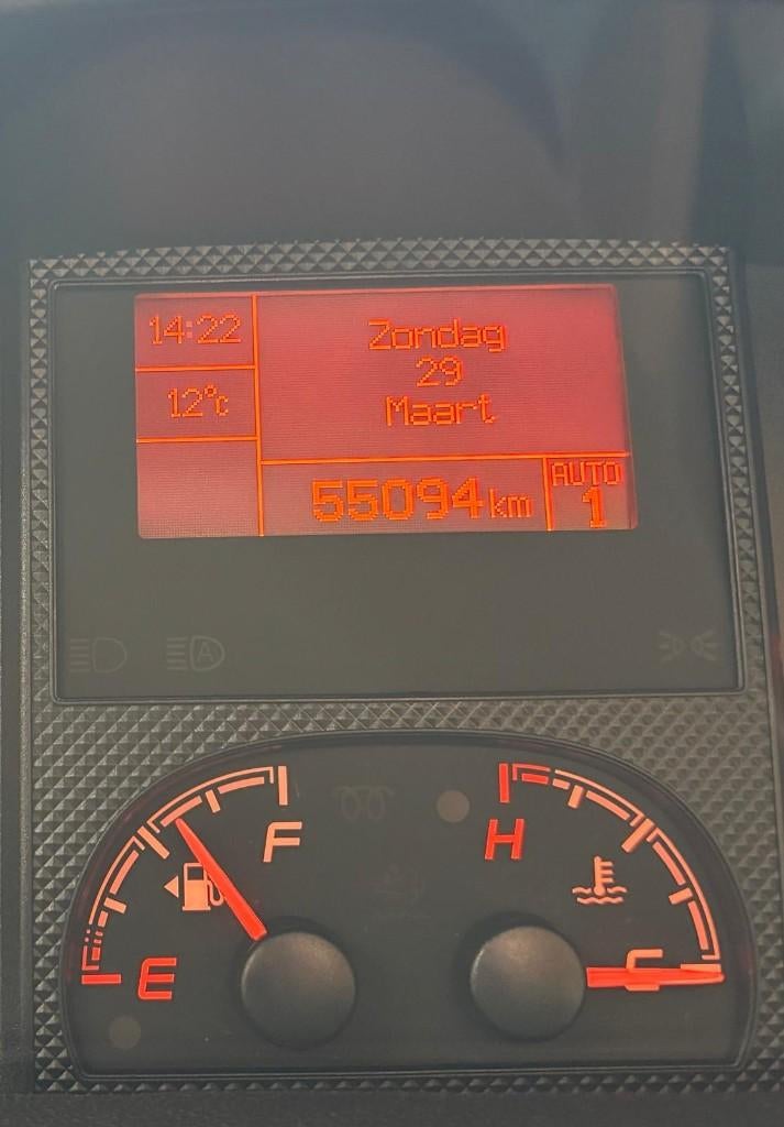 Luxe Bürstner Lyseo Privilege T728G, Half-automaat, Ringverwarming, Fiat, Tot en met 2